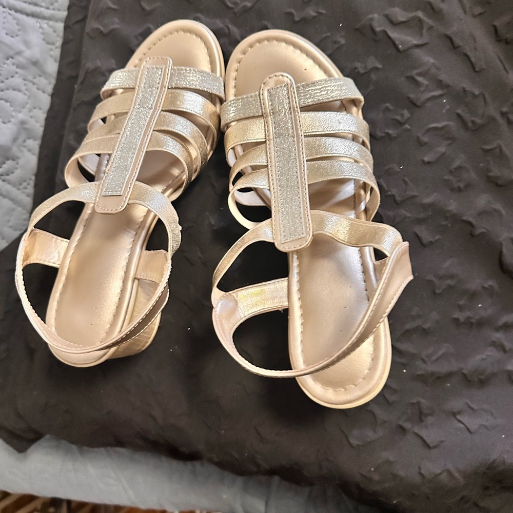 Sandal